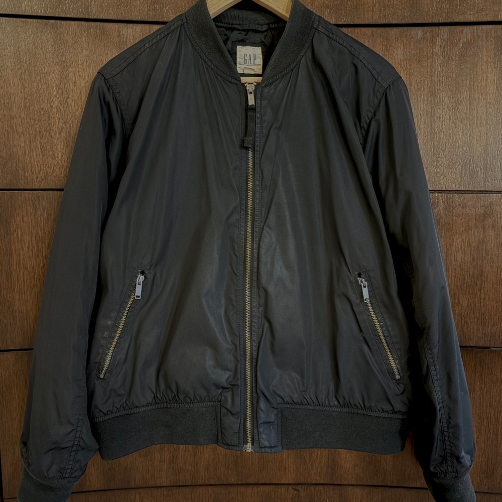 Gap Nylon Bomber Jacket in Black sz XL